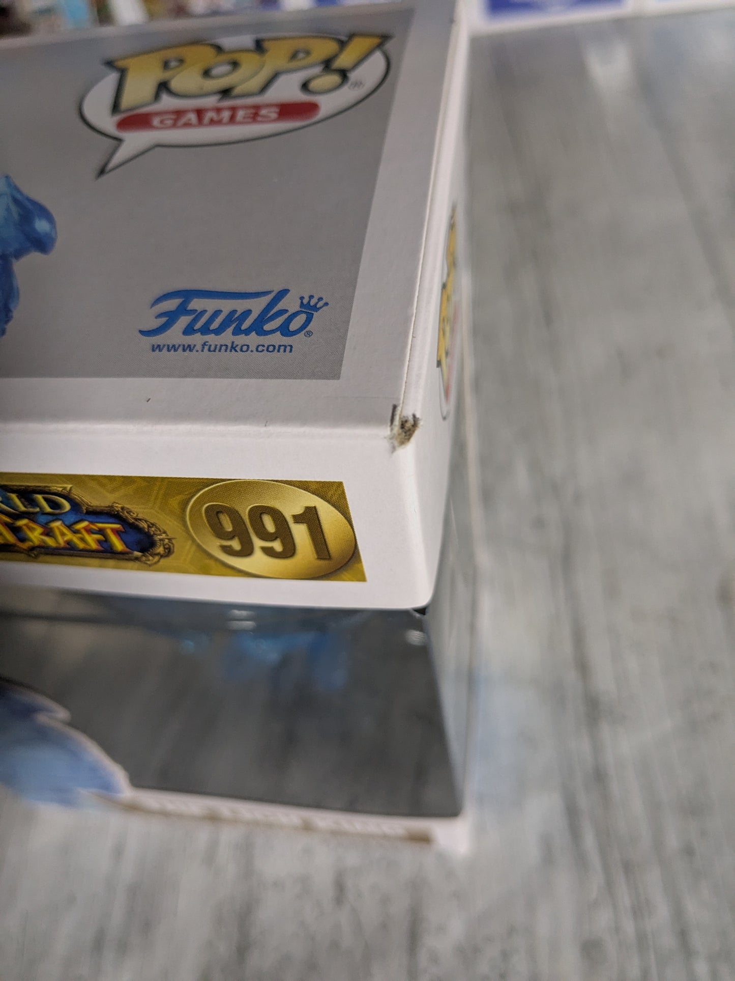 Funko pop Games World of Warcraft #991 : The Lich King (Opened/Damaged Box)