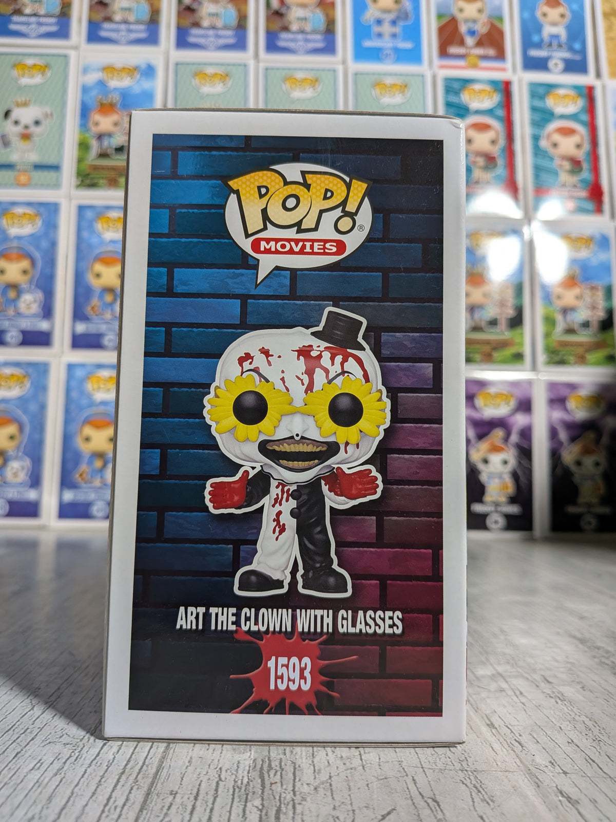 Funko Pop! Movies Terrifier 2 #1593 - Art the Clown with Glasses (Chase Edition / Funko Exclusive)