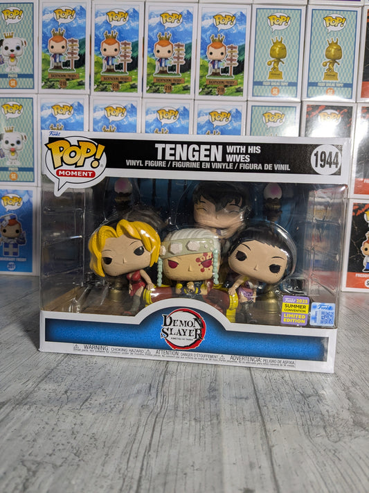 Funko pop Demon Slayer #1944 - Tengen with his Wives (SC2025/Damaged Box/Opened)
