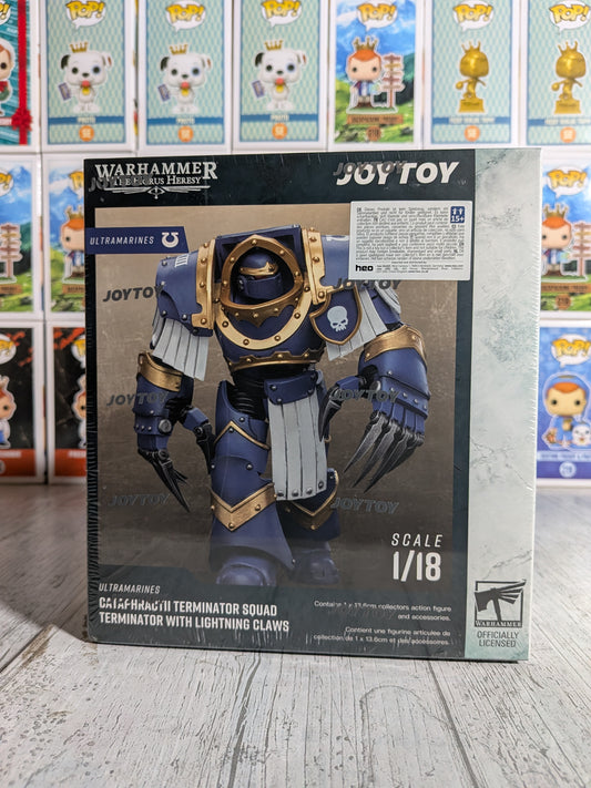 JoyToy Warhammer The Horus Heresy - Ultramarines Cataphractii Terminator Squad Terminator with Lightning Claws (13,6cm)