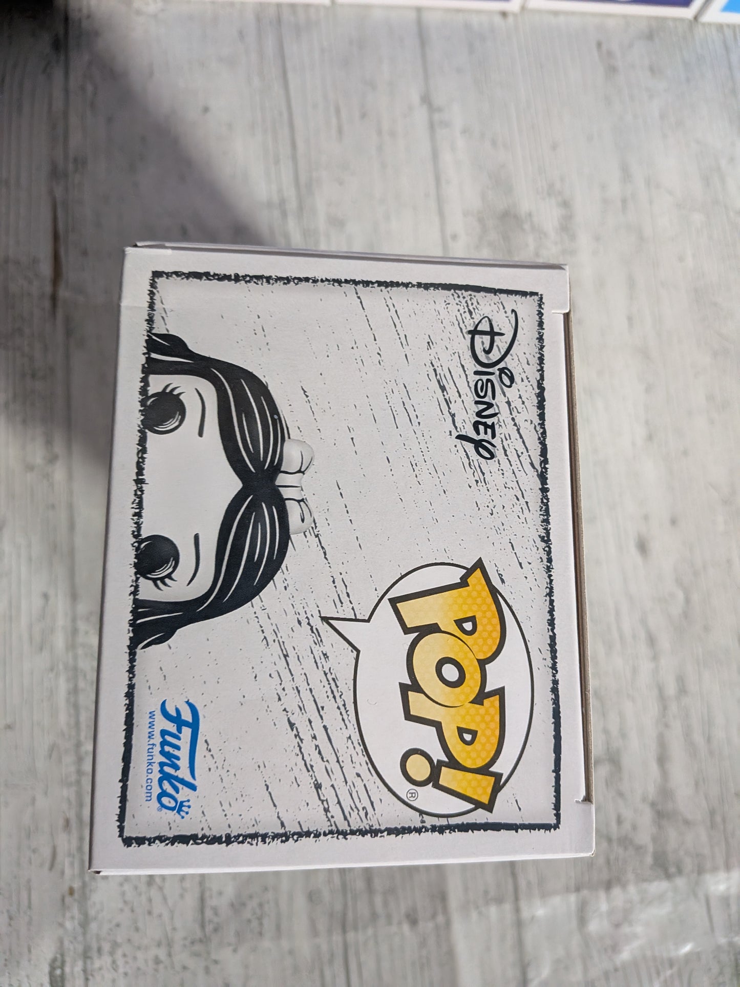 Funko pop Disney #1526 - Snow White (Sketched)