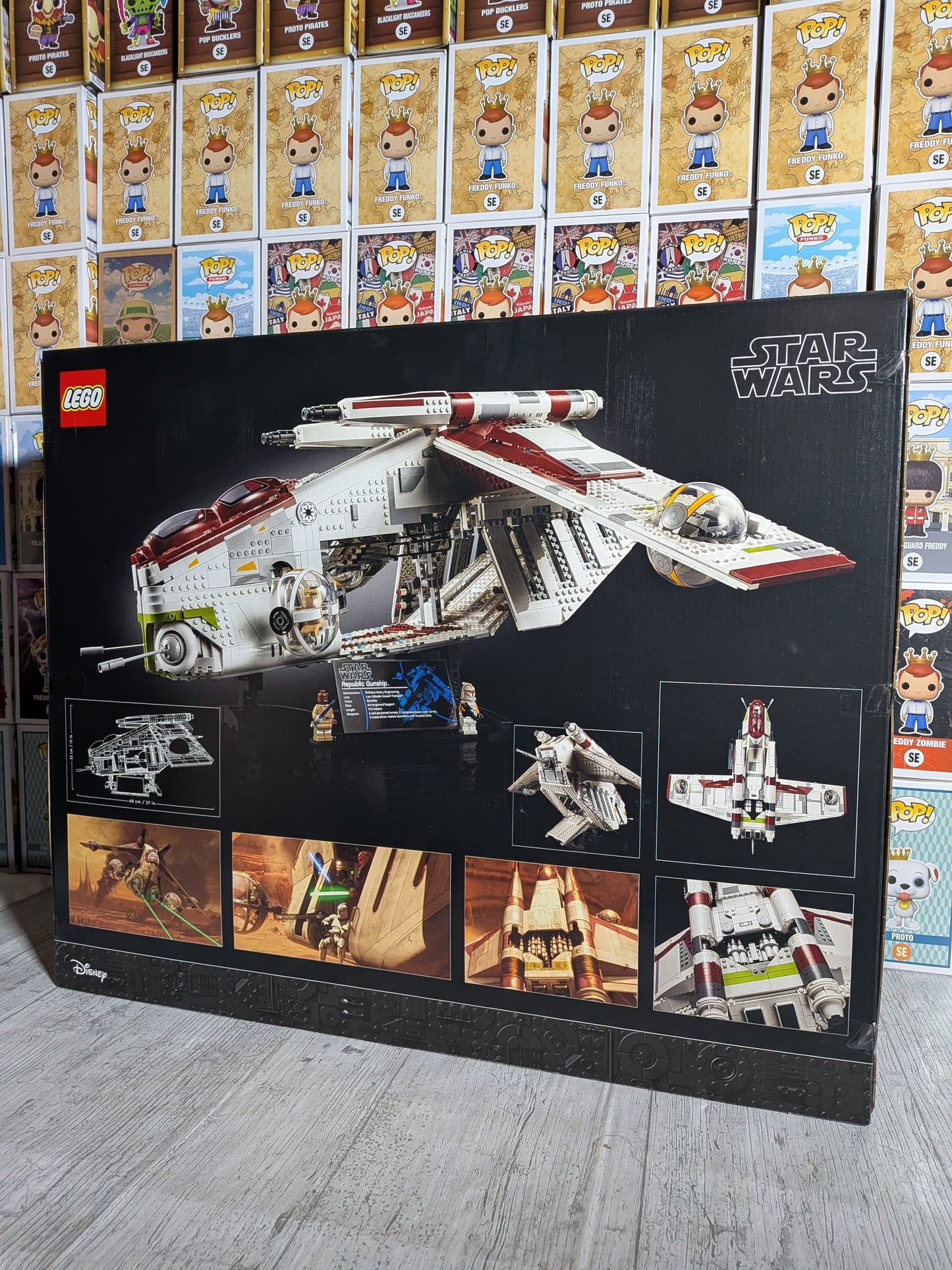 LEGO Star Wars #75309 – Republikanisches Kampfschiff – Ultimative Sammlerserie