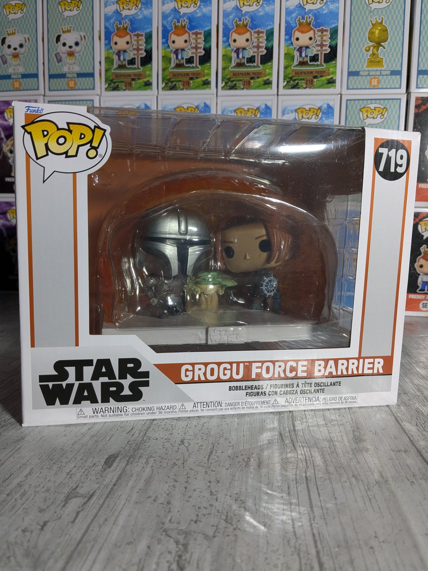 Funko pop Star Wars #719 - Grogu Force Barrier (Damaged Box)