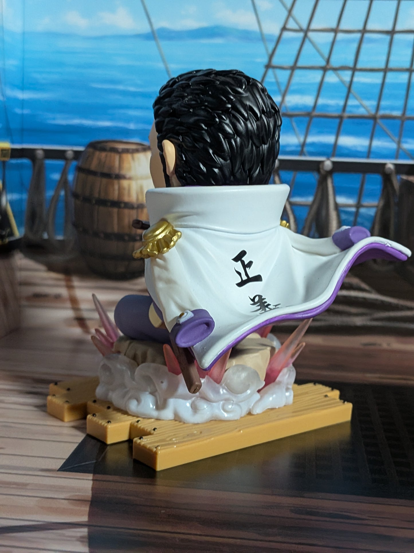 Mighty Jaxx - One Piece Freeny's Hidden Dissectibles Marines Edition - Issho / Fujitora (~10cm)