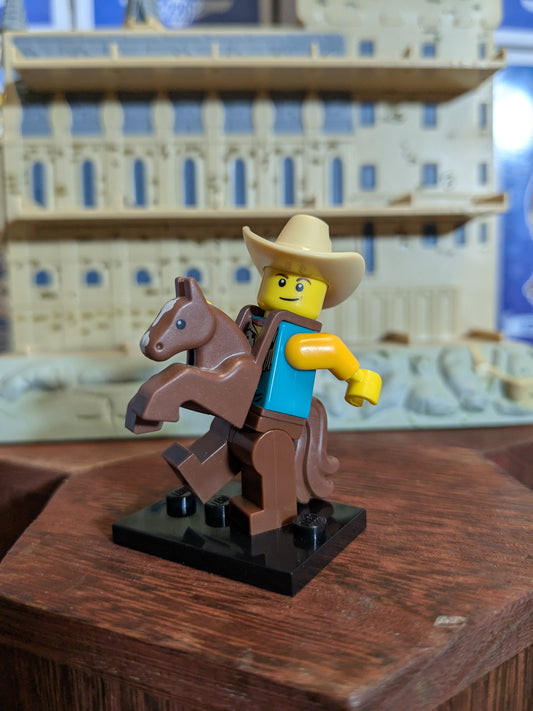 Lego Minifigures : Cowboy Costume Guy