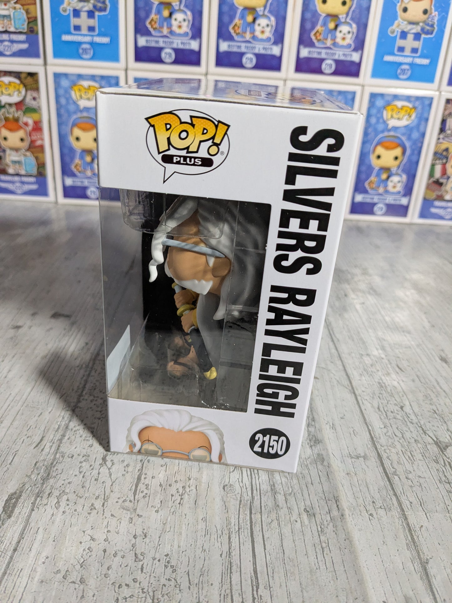Funko Pop One Piece #2150 - Silvers Rayleigh (Beschädigte Verpackung)