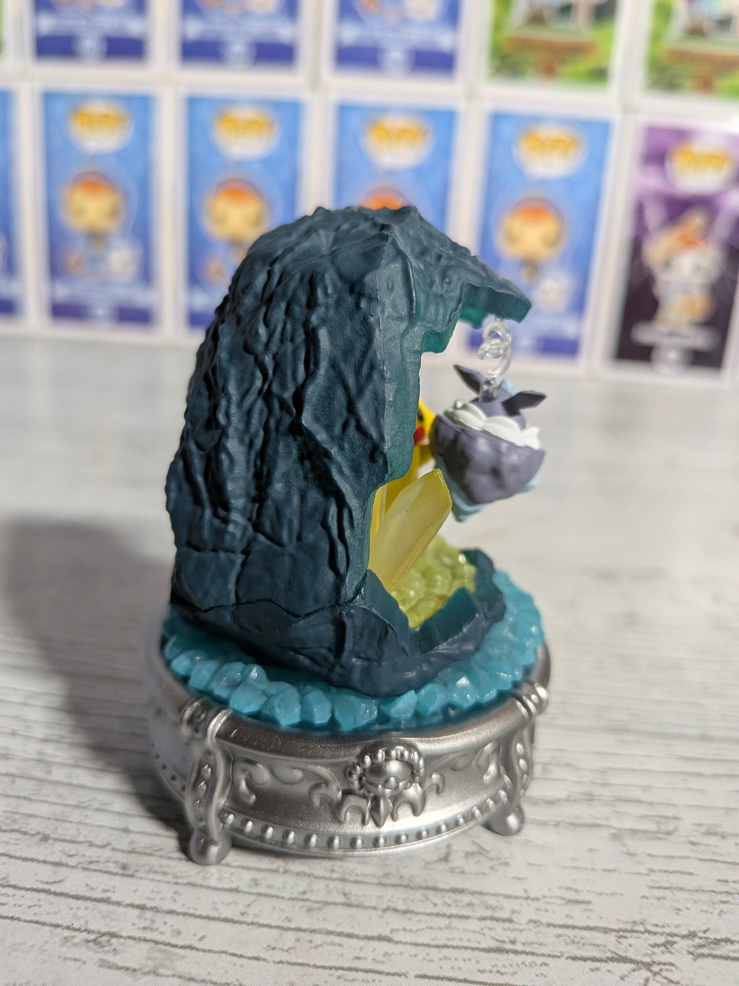 Re-Ment Pokémon - Pikachu & Strassie / Carbink - Gemstone Shining Miracle