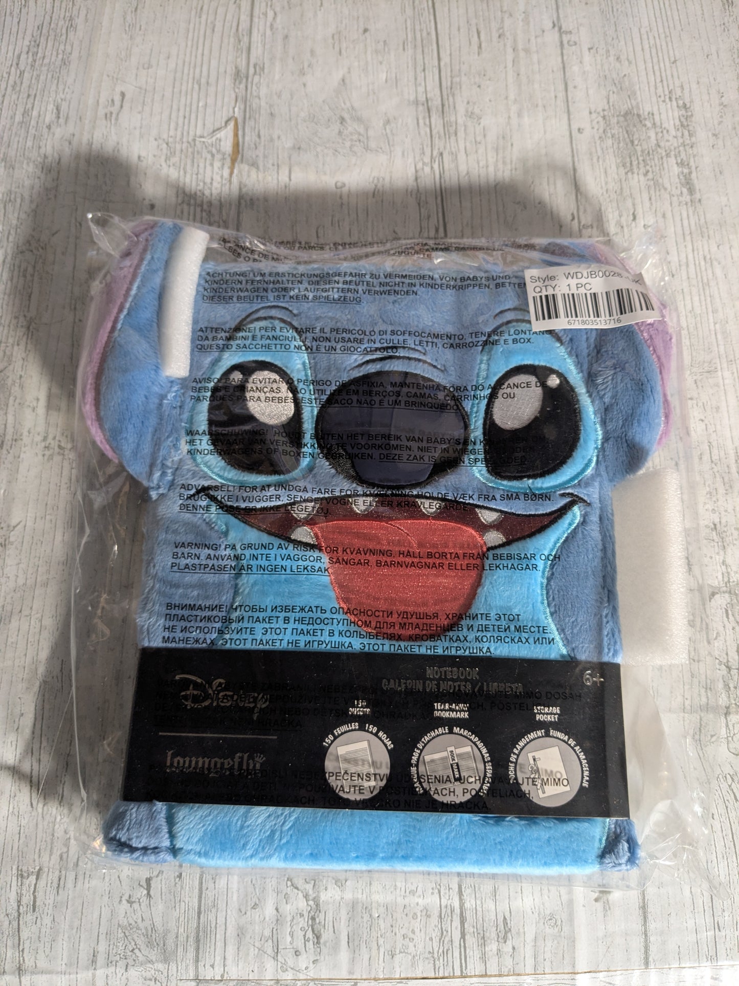 Loungefly: diario di cancelleria ricaricabile Stitch Plush Sherpa Cosplay