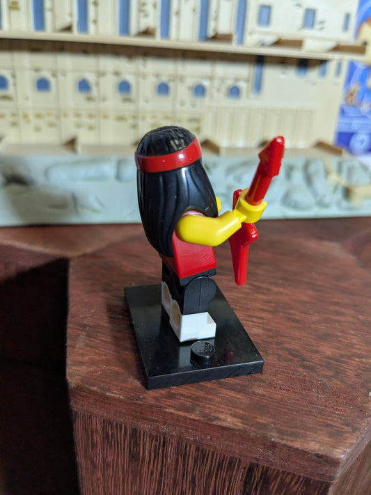 Lego Minifigures : Gong & Guitar Rocker