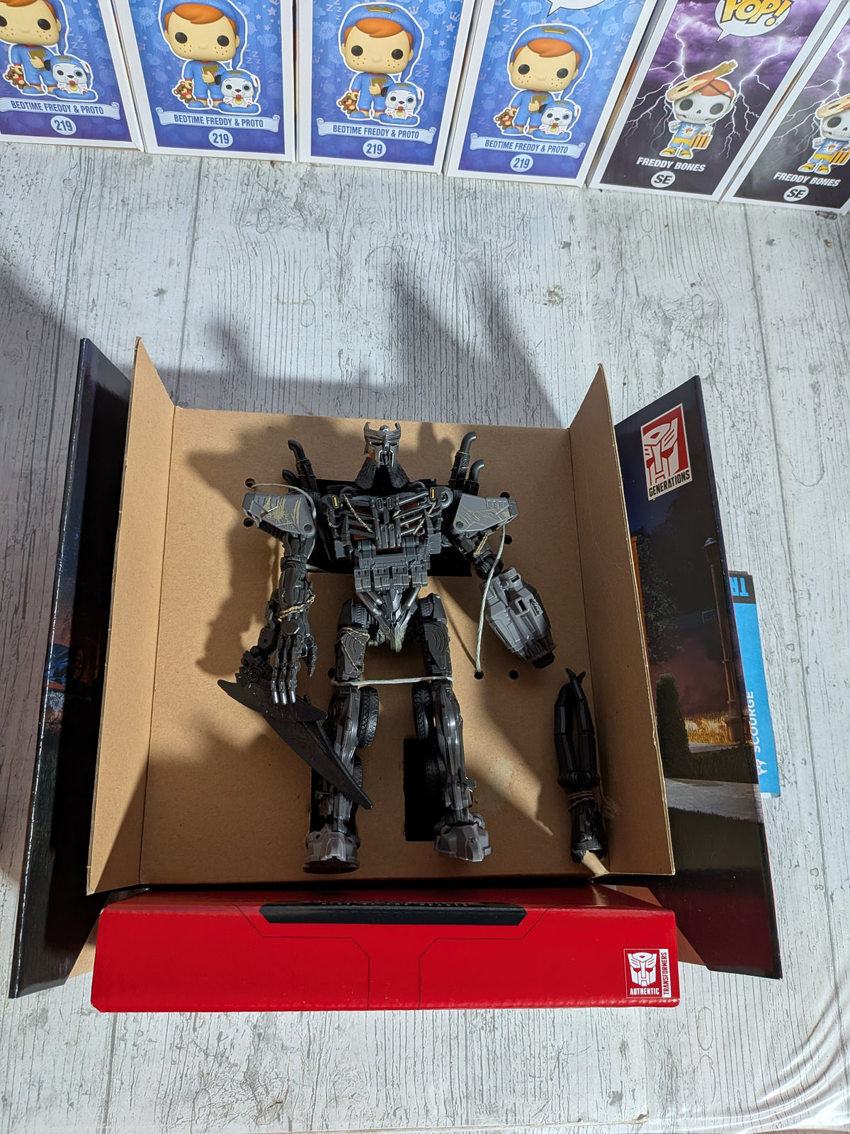 Transformers Studio Series #101 - Flagello