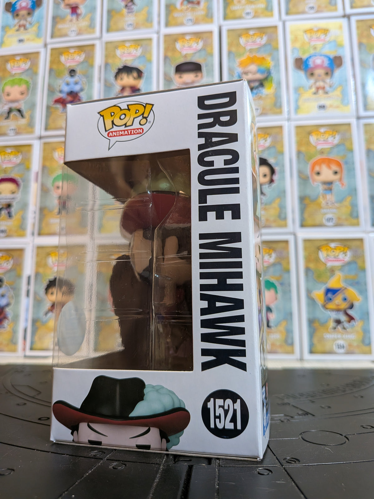 Funko Pop! One Piece #1521 - Dracule Mihawk (Funko Exclusive)