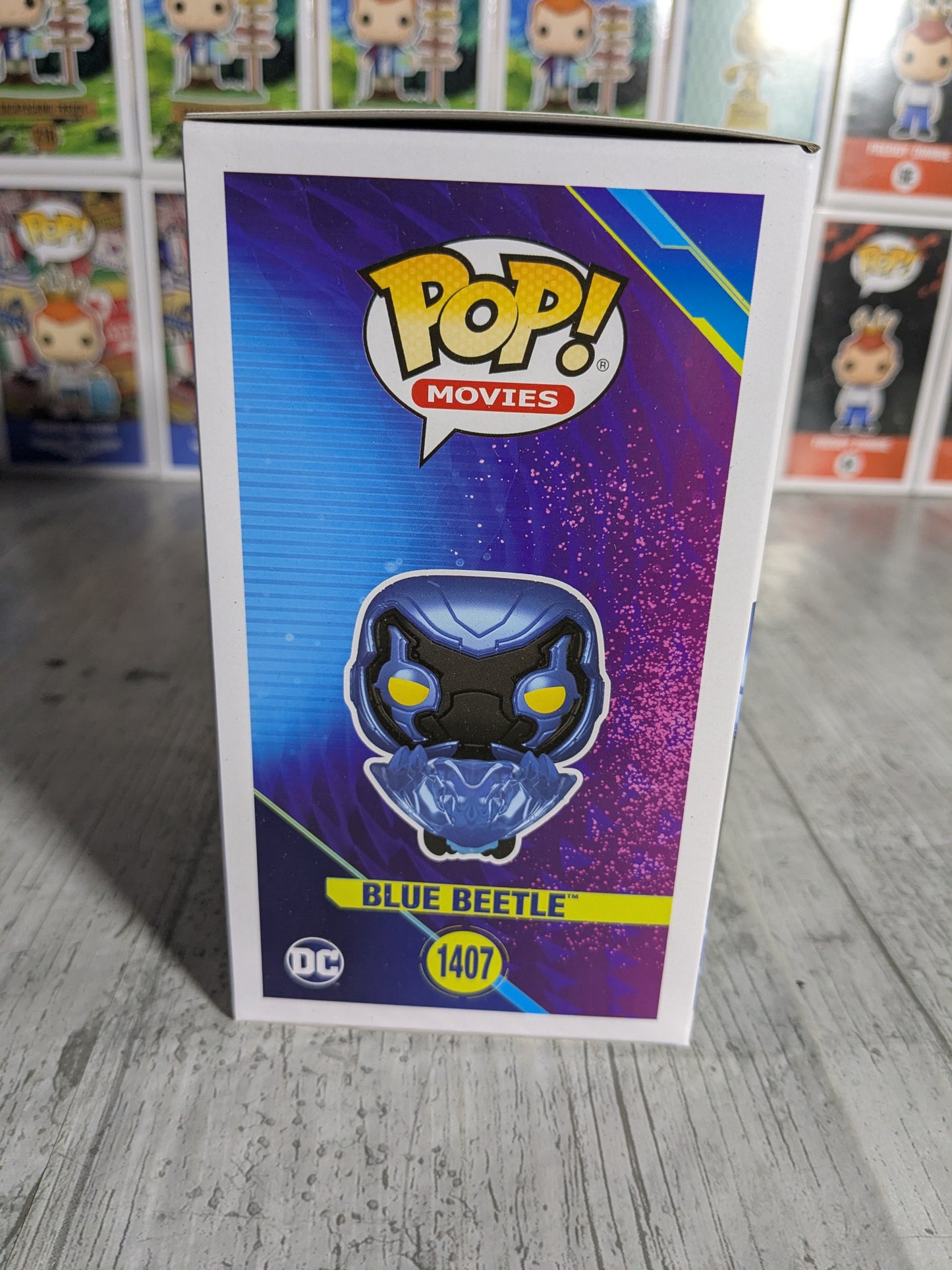 Funko pop 1407 : Blue Beetle (Glow)