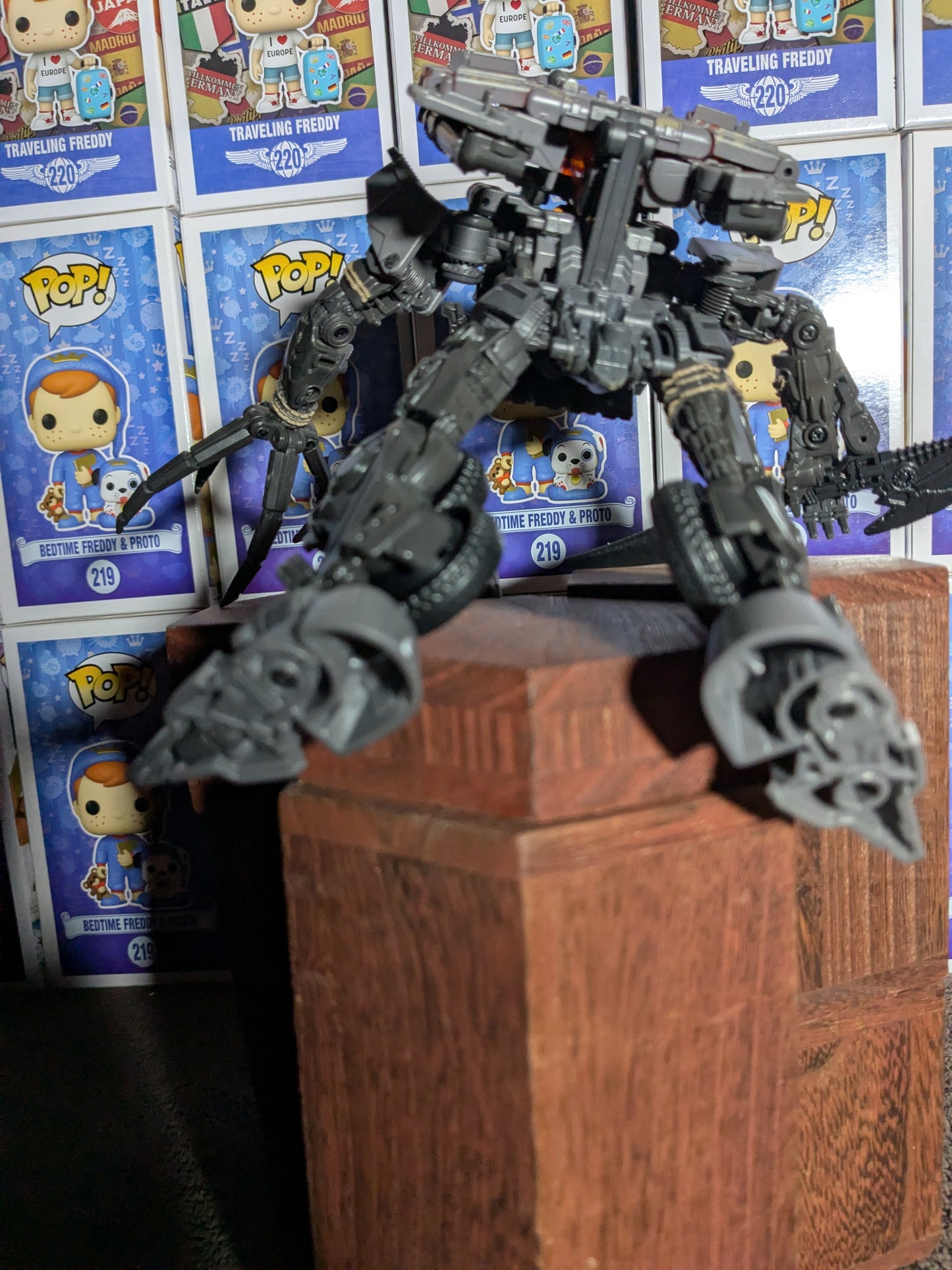 Studio Series 101 : Scourge
