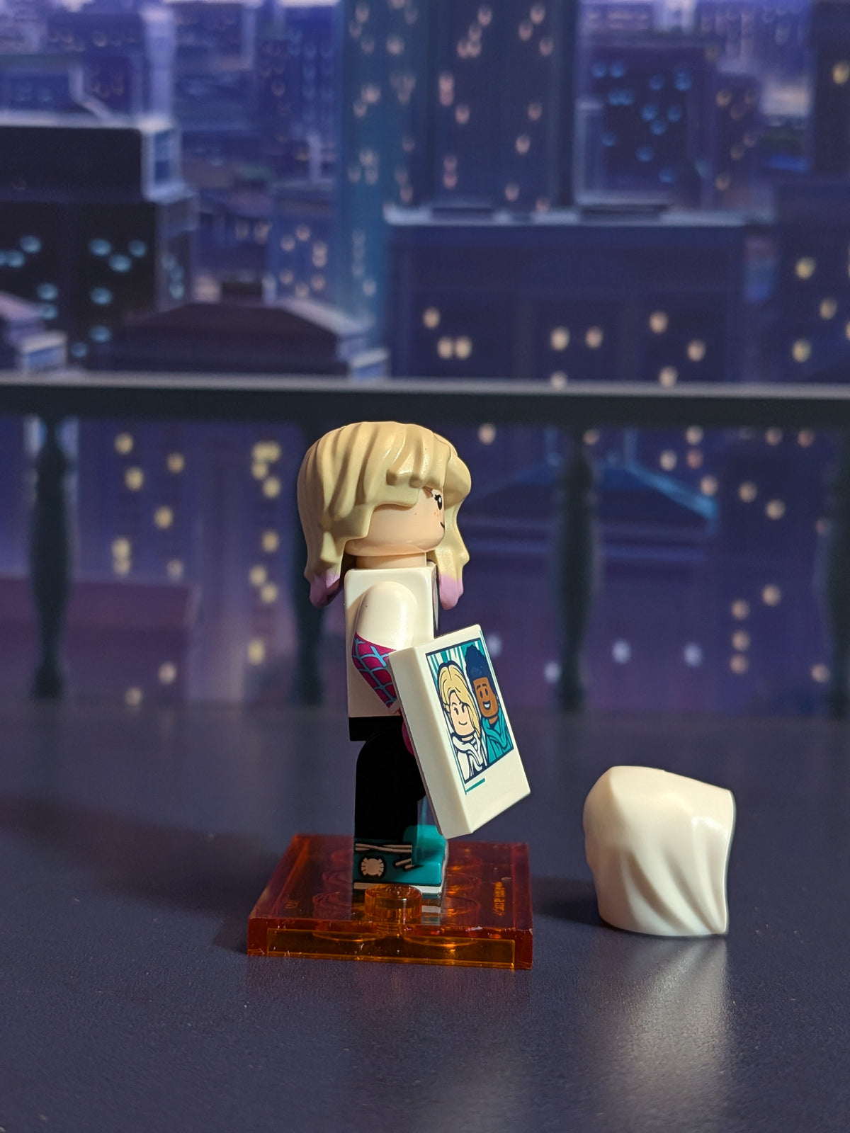 LEGO Minifigures - Spider Gwen