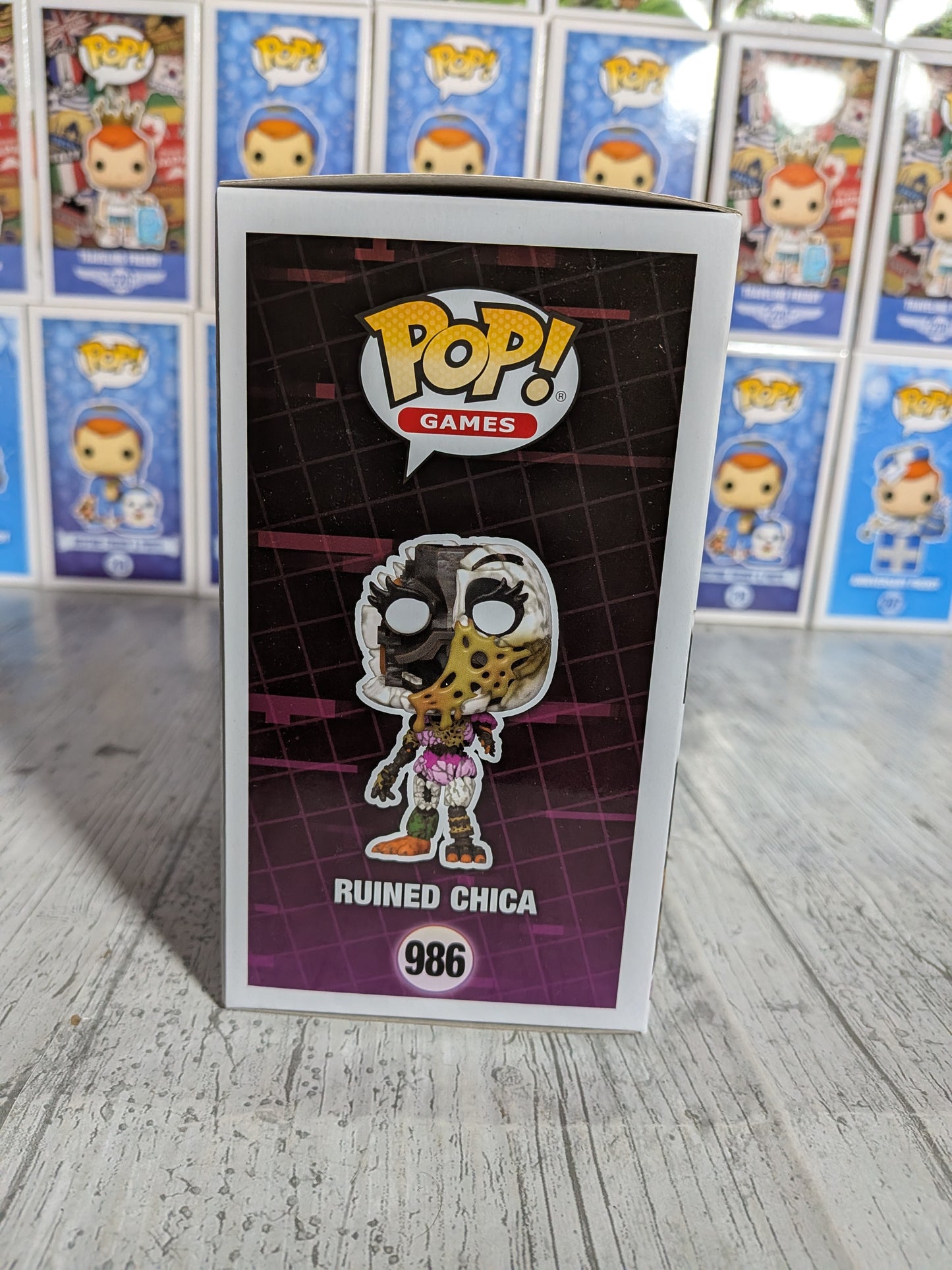 Funko Pop FNAF Security Breach #986 - Ruined Chica