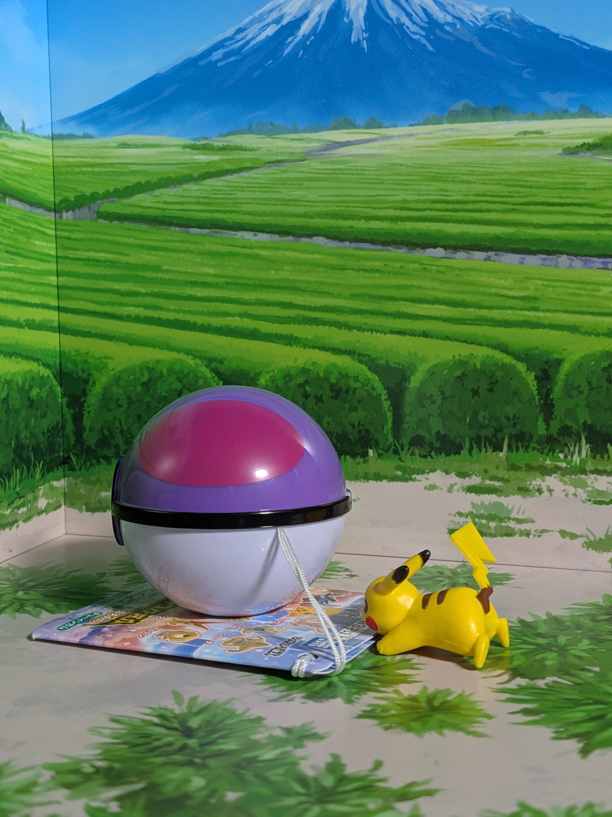 Shokugan: Pokémon Get & Gum - Blazing Sky Illusion - Pikachu & Master Ball (Environ 3 cm)