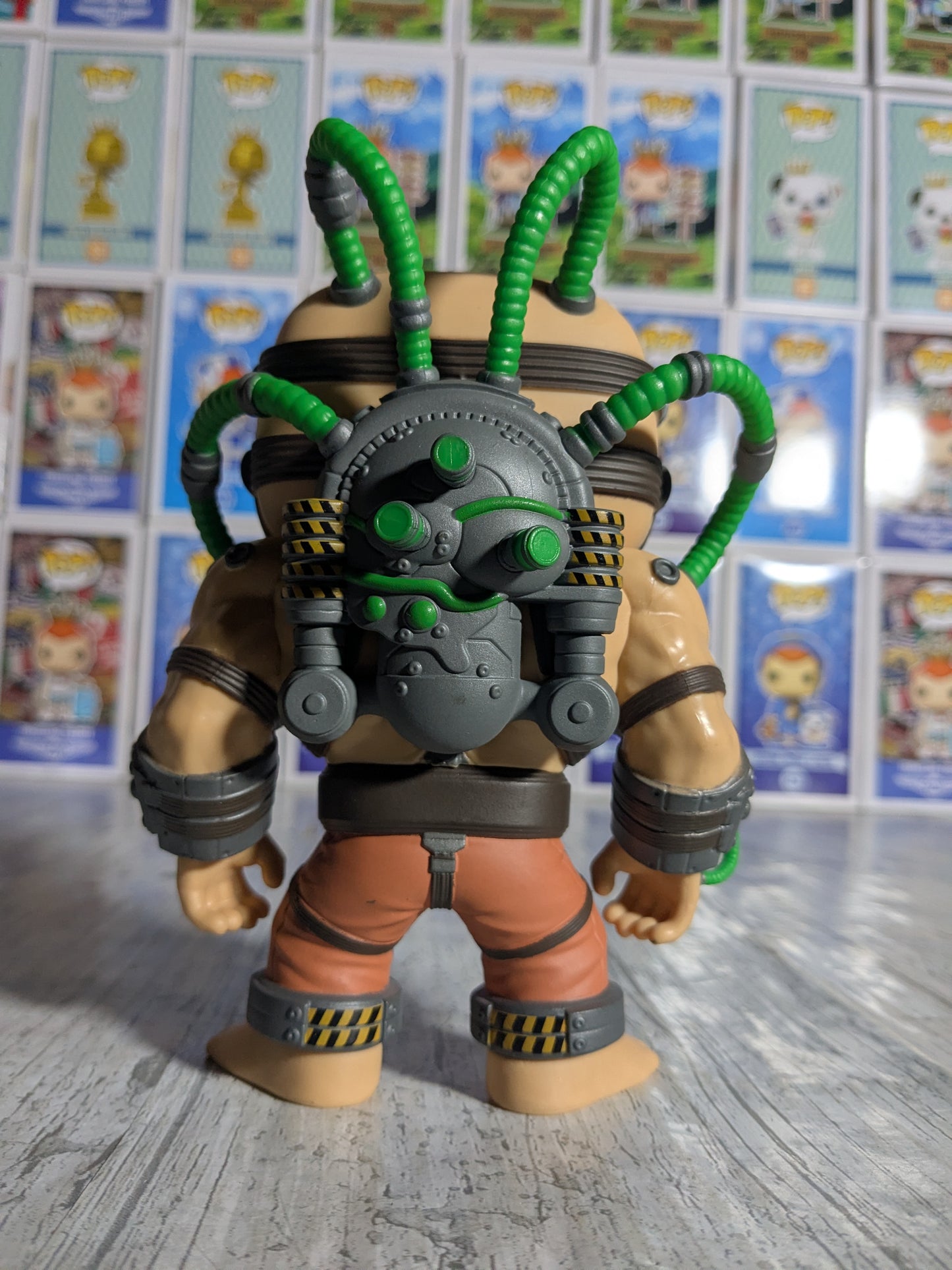 Funko pop Heroes #532 - Bane (GameStop Exclusive/ Glow in The Dark/ Damaged Box/ Damaged Plastic/ Opened)