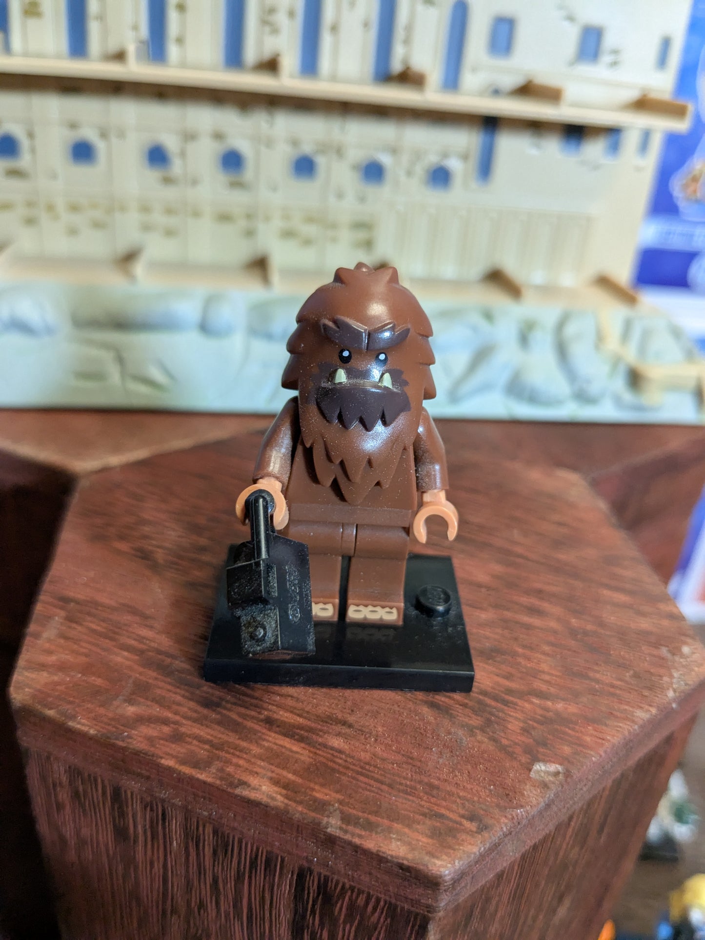 Lego Minifigures : Square Foot