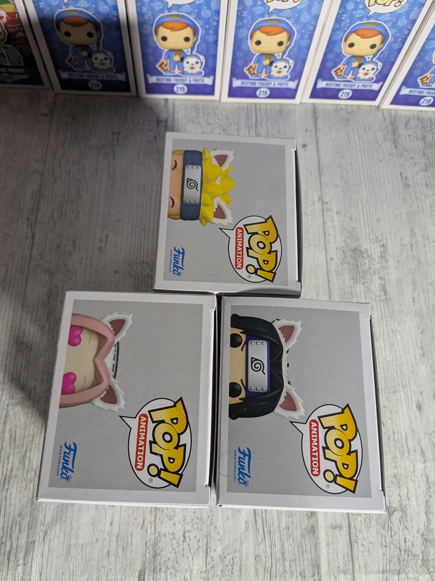 Funko pop Naruto Shippuden - Sasuke's Paw Encyclopedia Bundle