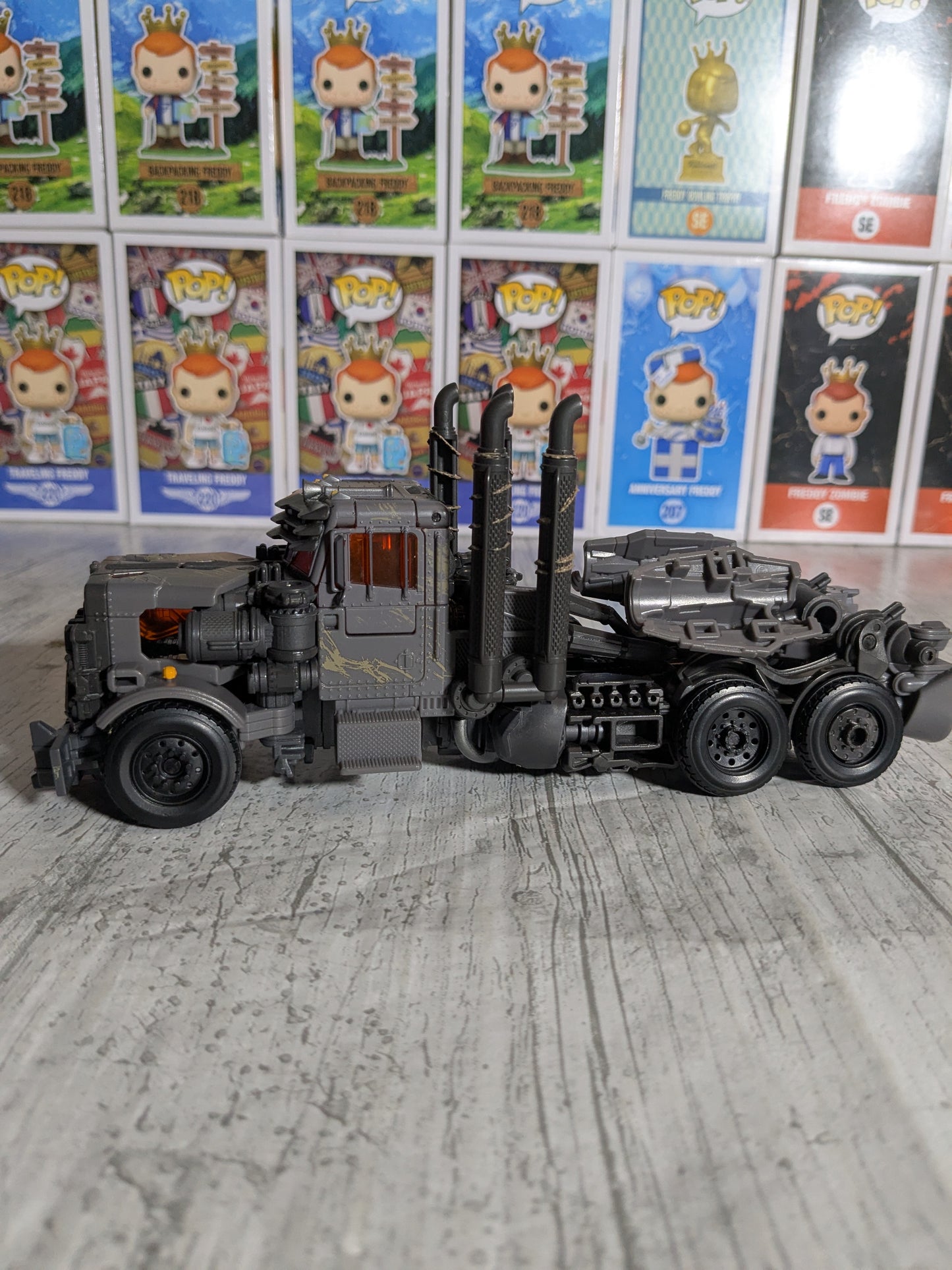 Studio Series 101 : Scourge