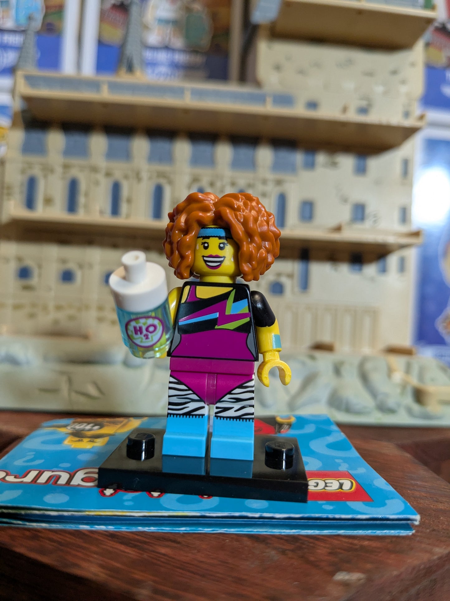 Lego Minifigures : Dance Instructor