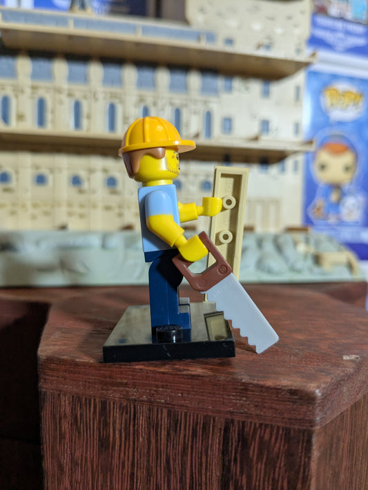 Lego Minifigures : Carpenter