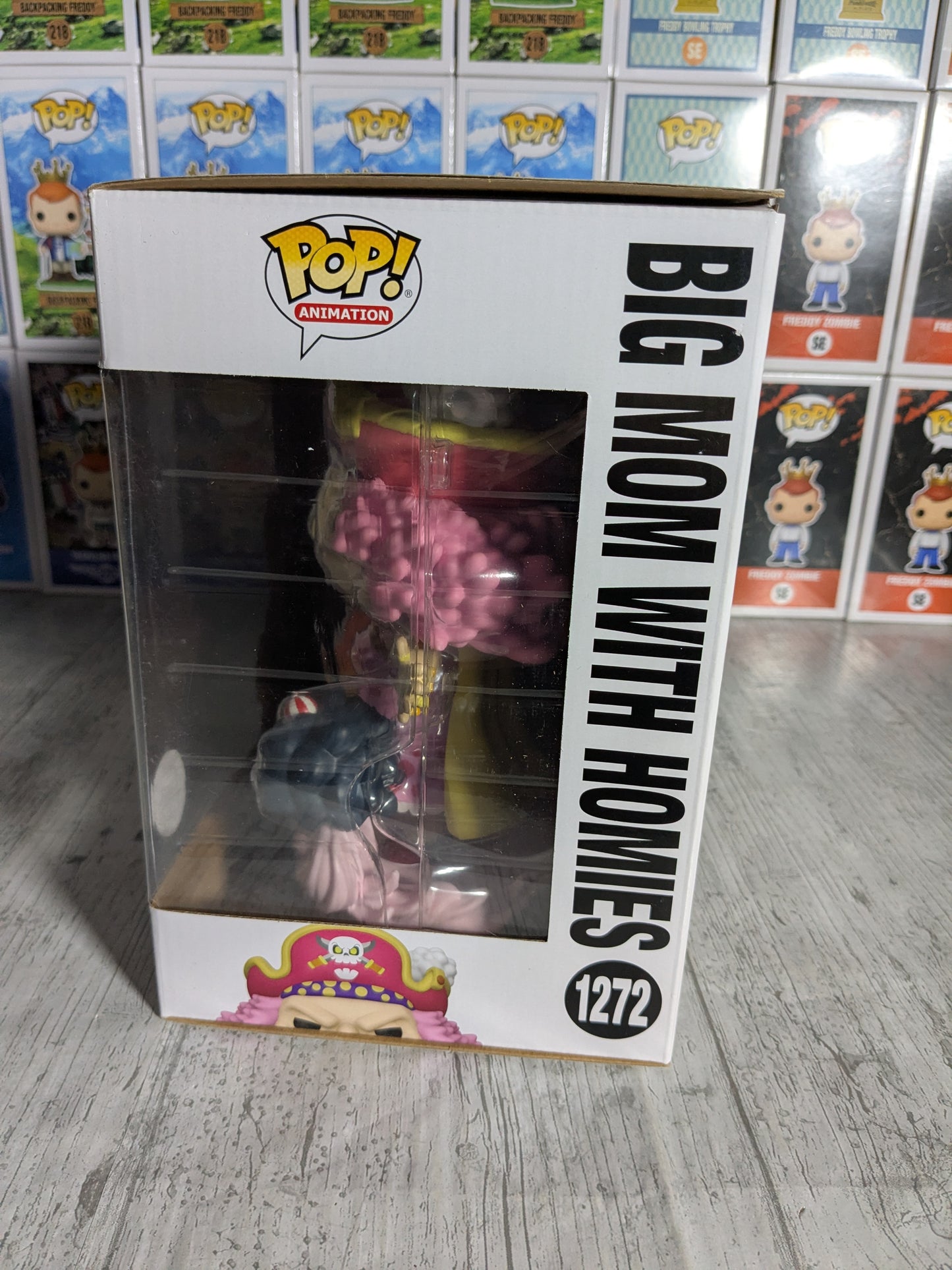 Funko pop 1272 : Big Mom with Homies