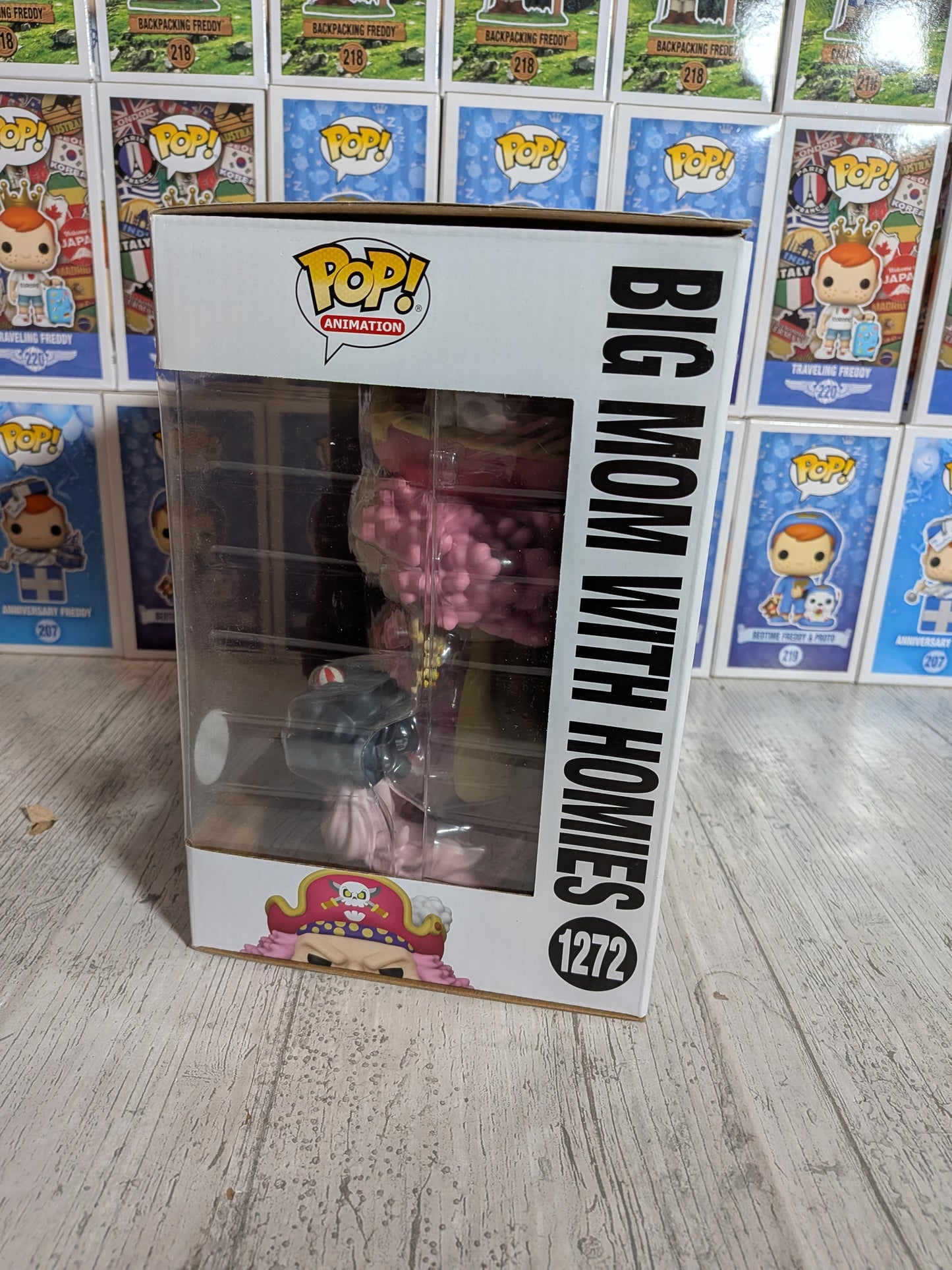 Funko Pop One Piece #1272 – Big Mom mit ihren Freunden
