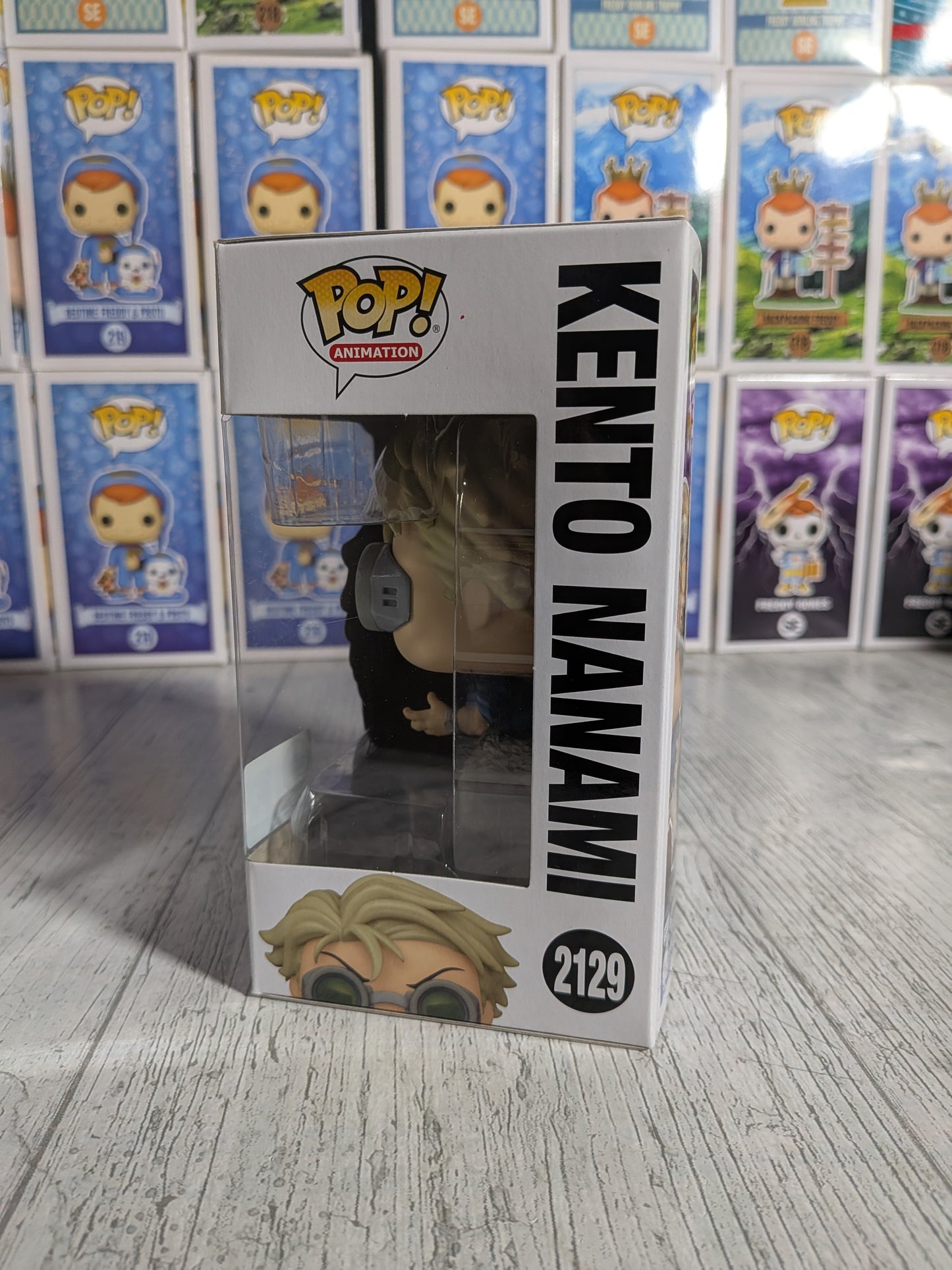 Funko pop Jujutsu Kaisen #2129 - Kento Nanami (Pugno)