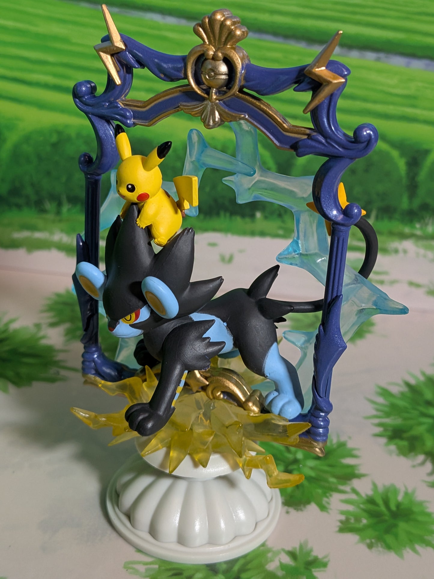 Re-Ment Pokémon - Pikachu & Luxray | Rentorar - Decorative Frame Collection 2