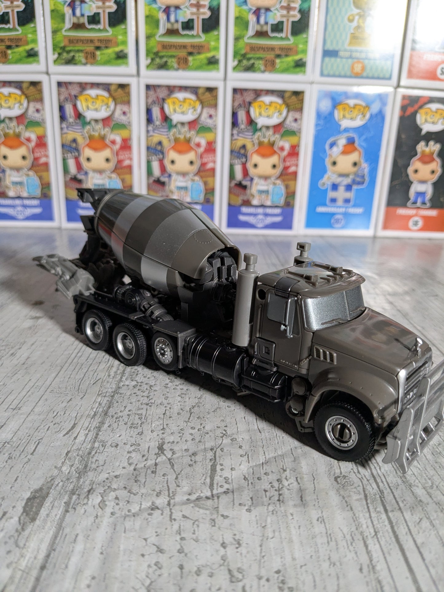 Studio Series 53 : Mixmaster
