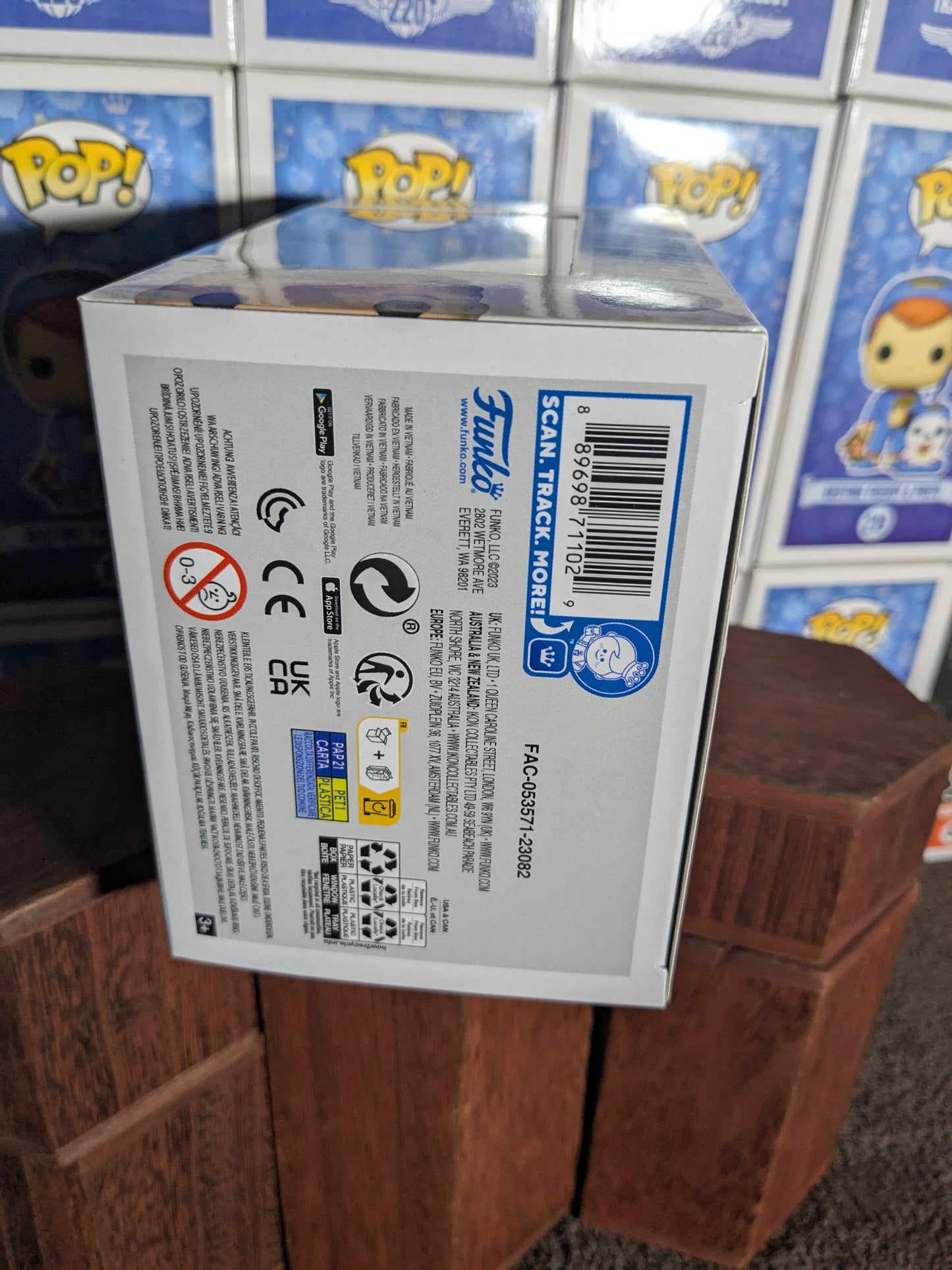 Funko pop 77 : Walt Disney with Camera