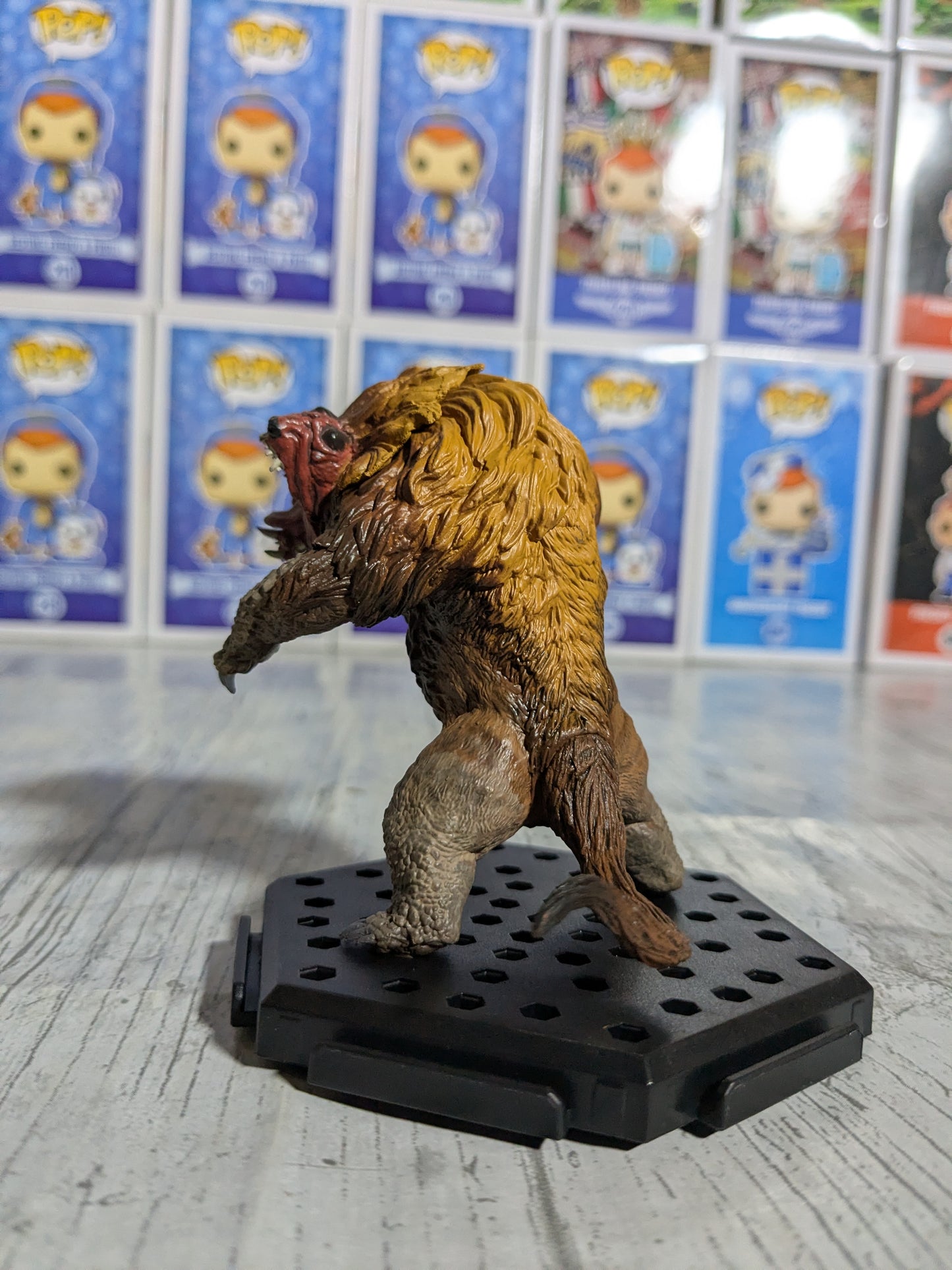 Capcom Figure Builder - CFB Vol. 27 - Monster Hunter Wilds - Doshaguma - env. 10cm