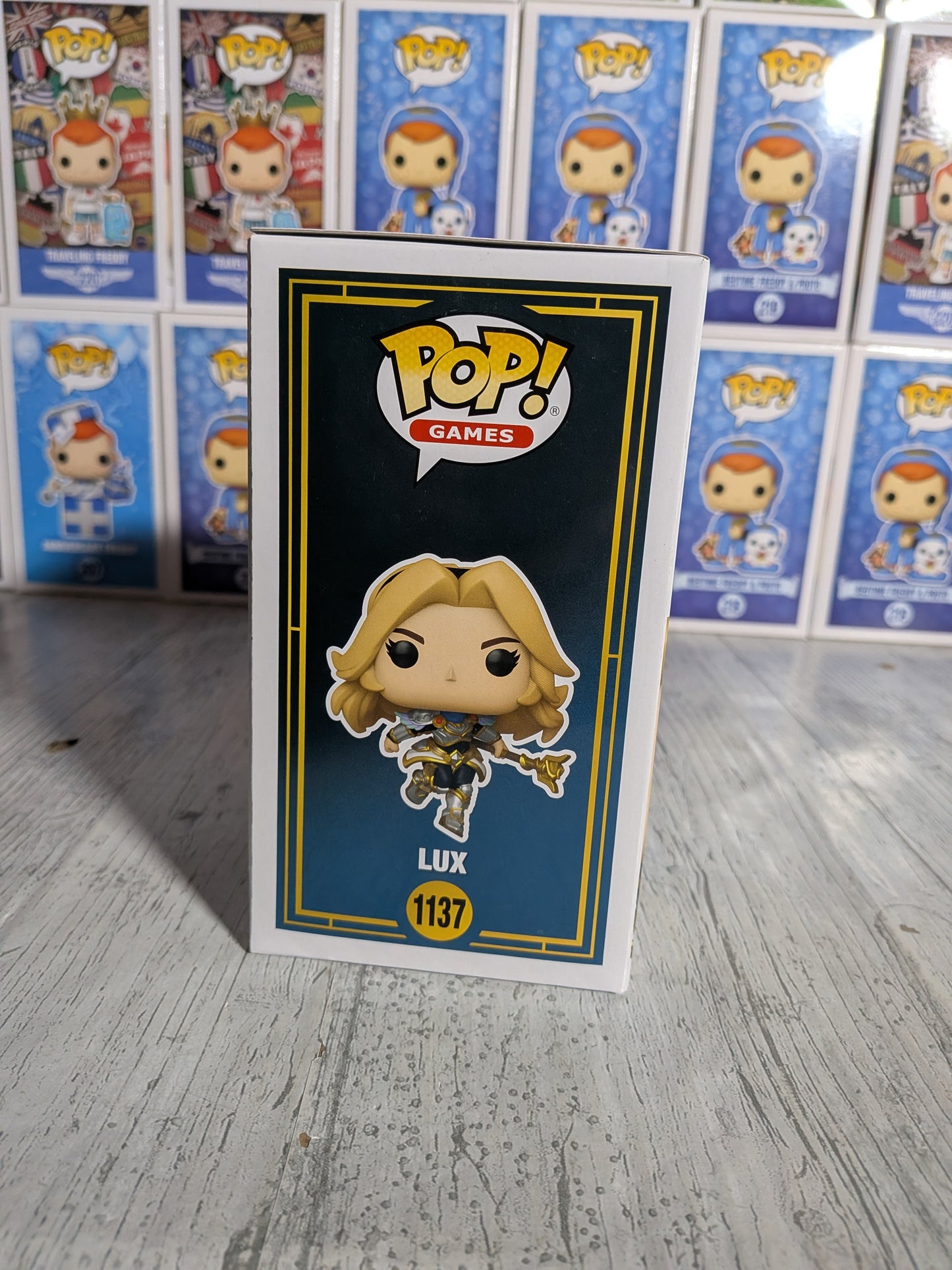 Funko Pop League of Legends #1137 - Lux