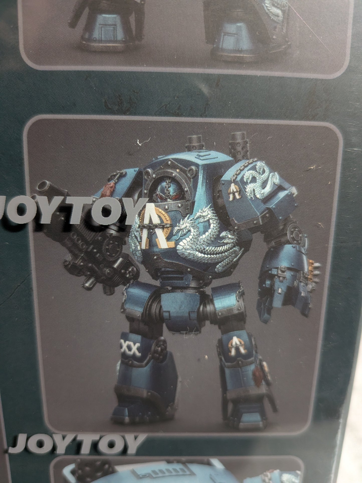 JoyToy Warhammer The Horus Heresy - Alpha Legion Contemptor Dreadnought mit Gravis-Plasmakanone (24cm)