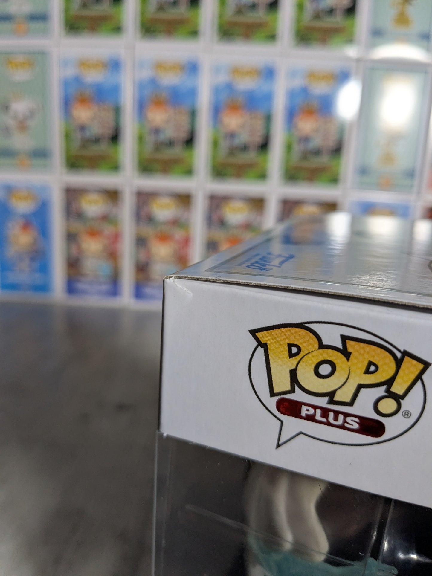 Funko pop Kaiju No. 8 #2084 - Kaiju No. 8 (Chase)