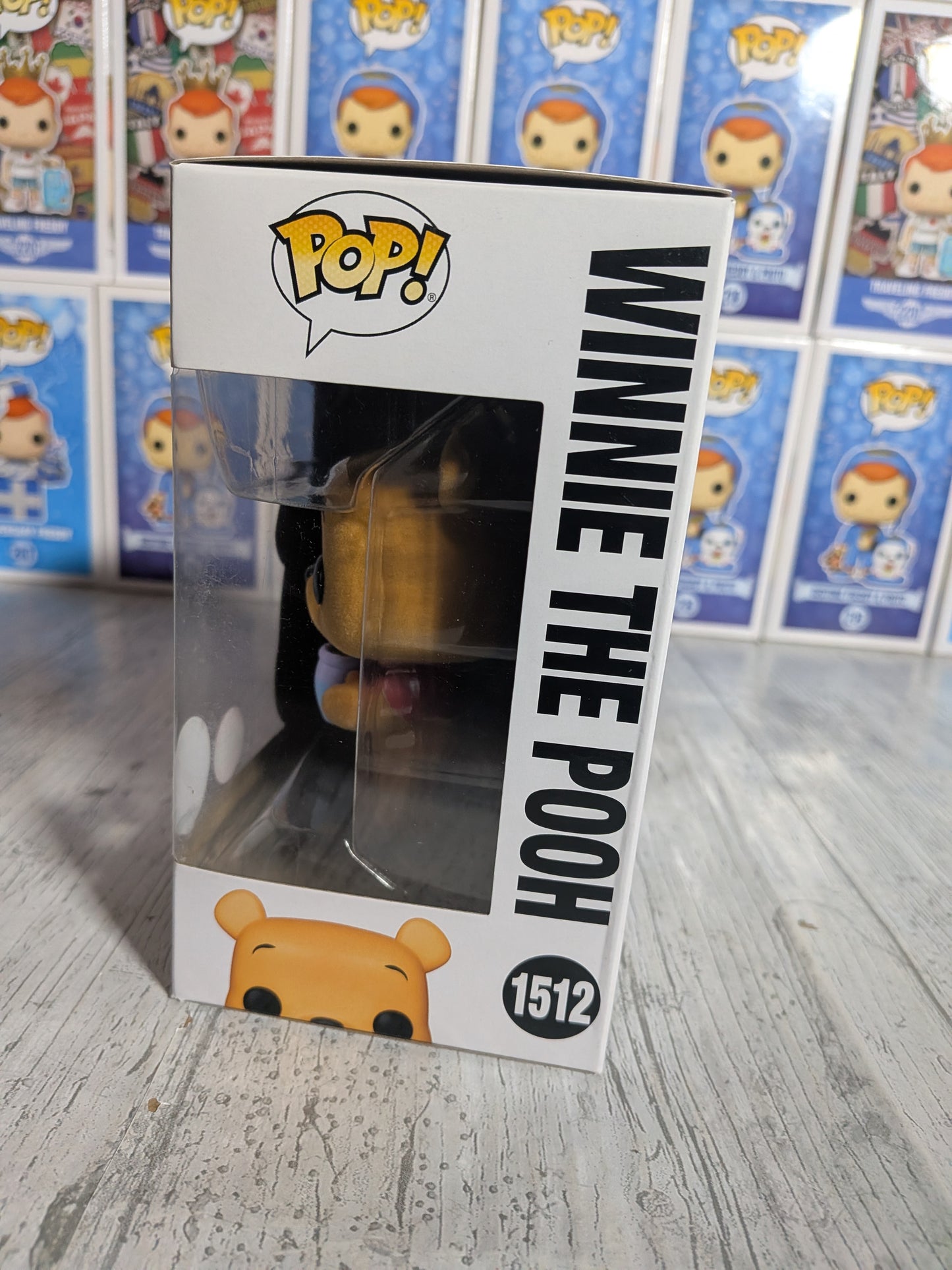 Funko Pop Disney Winnie the Pooh #1512 - Winnie the Pooh (5000 Stück/Beflockt/Beschädigte Box)