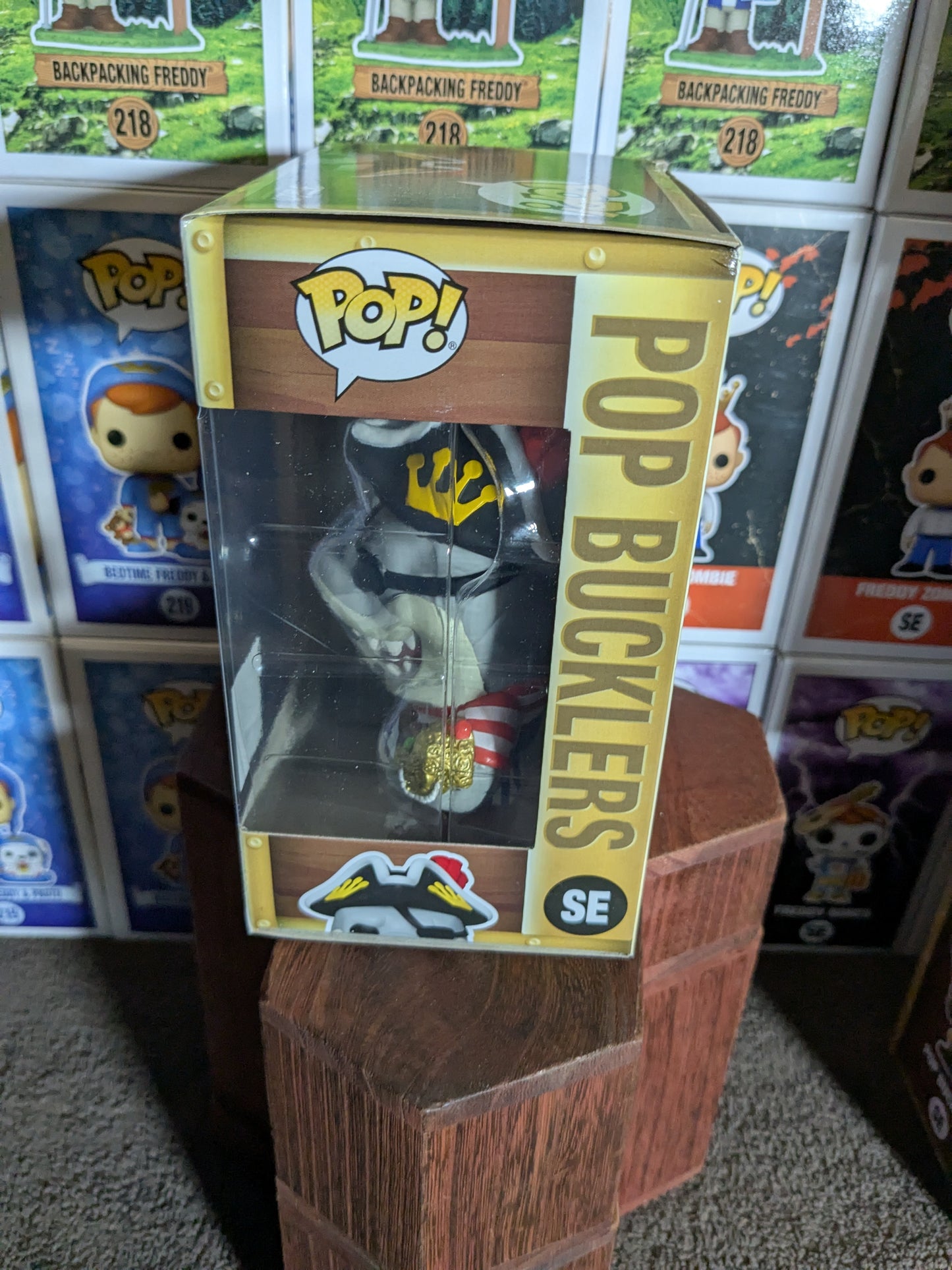 Funko pop SE : Pop Bucklers