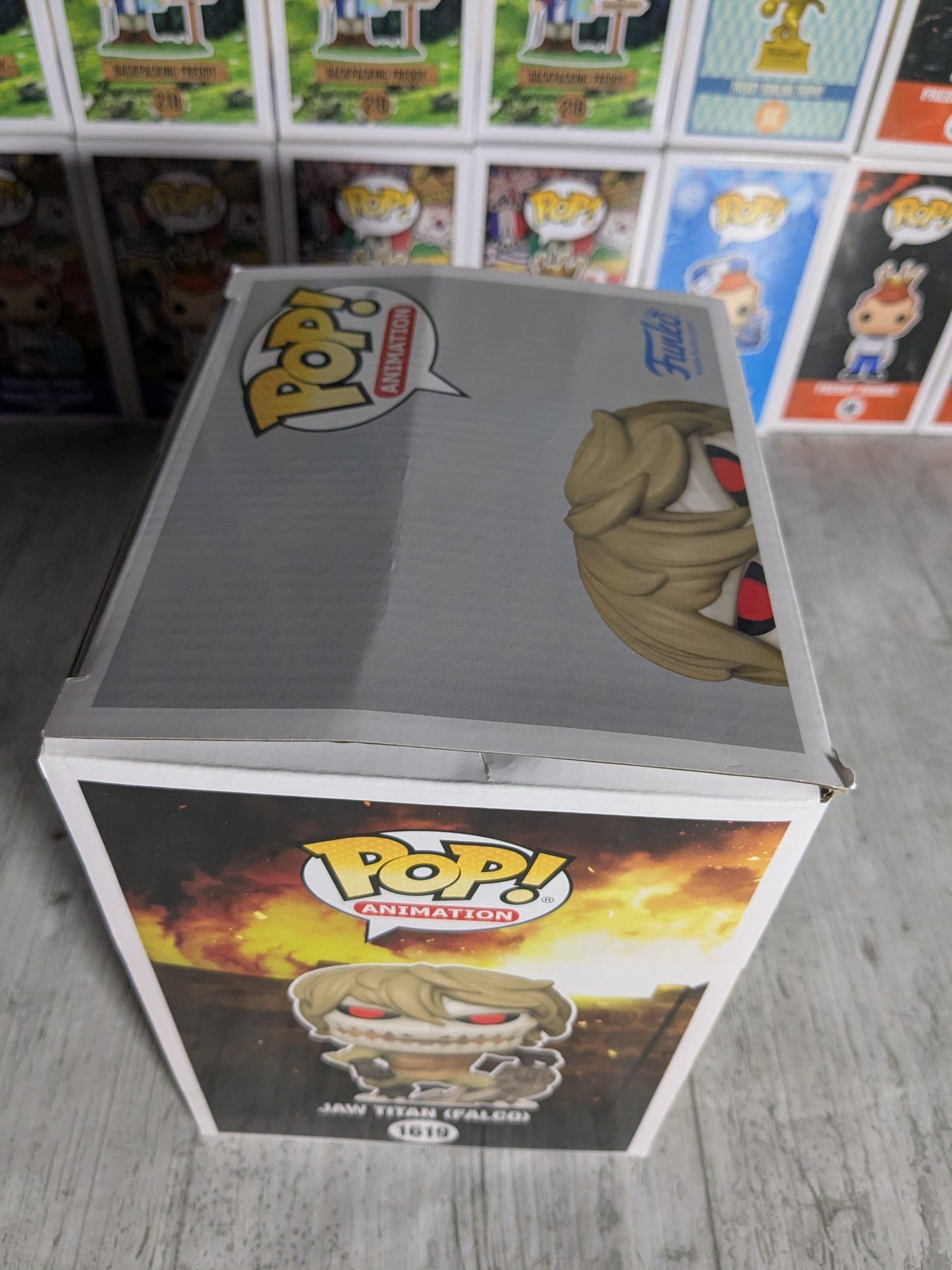 Funko pop 1619 : Jaw Titan (Damaged Box / Opened)