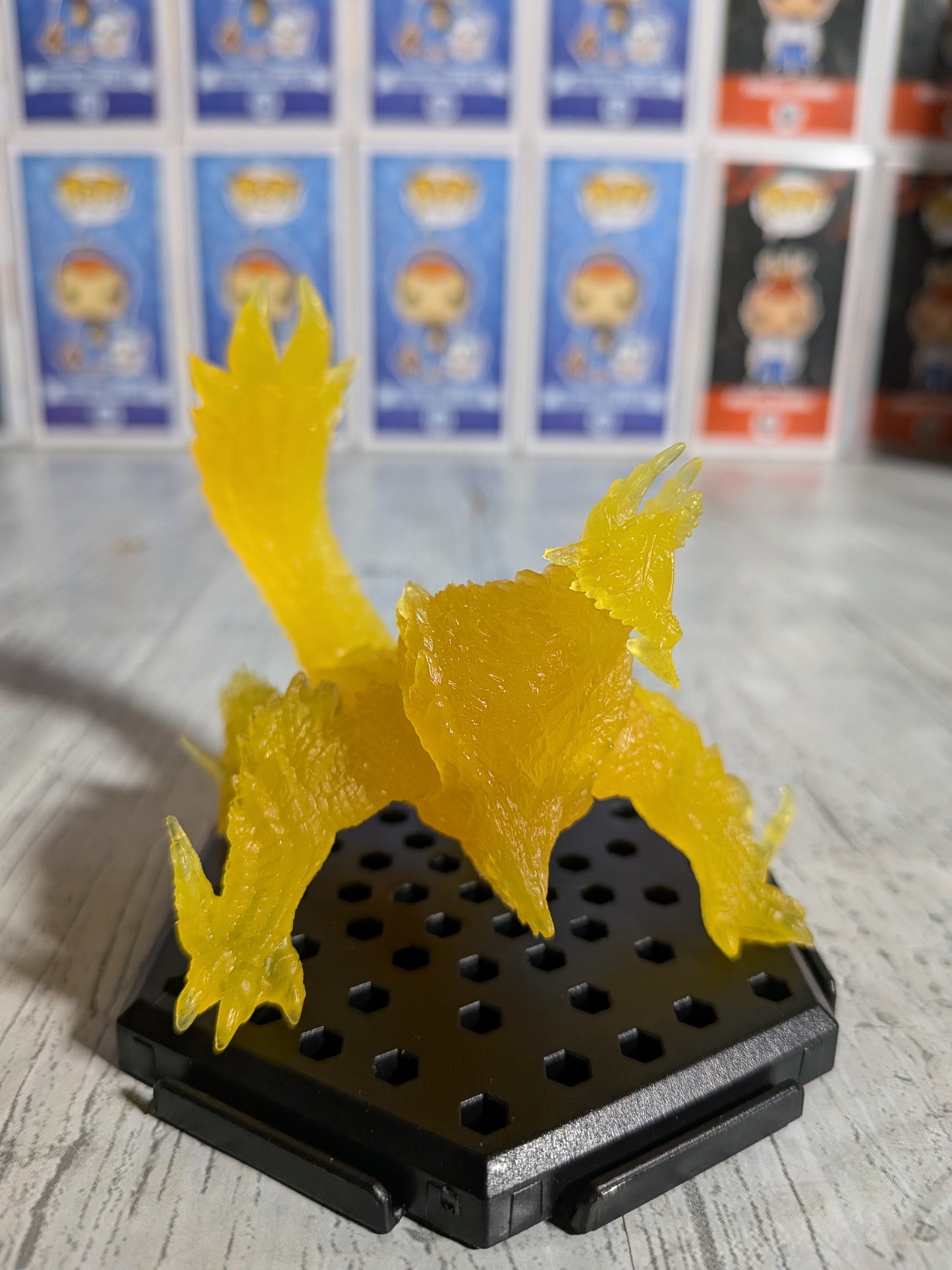 Capcom Figure Builder - CFB The Best Vol. 19-21 - Monster Hunter Rise - Apex Zinogre (Clear Version) - env. 10cm