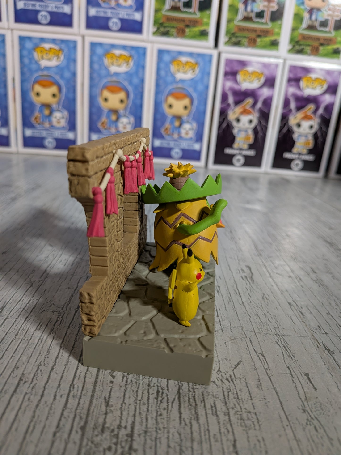 Re-Ment Pokémon Town 2 Festival Street Corner - Pikachu & Ludicolo (~10cm)