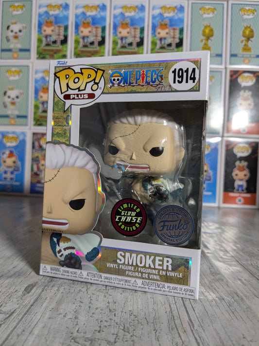 Funko pop One Piece #1914 - Smoker (Chase)