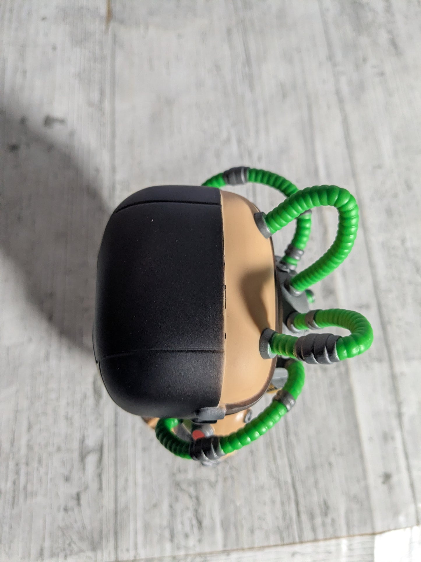 Funko pop Heroes #532 - Bane (GameStop Exclusive/ Glow in The Dark/ Damaged Box/ Damaged Plastic/ Opened)