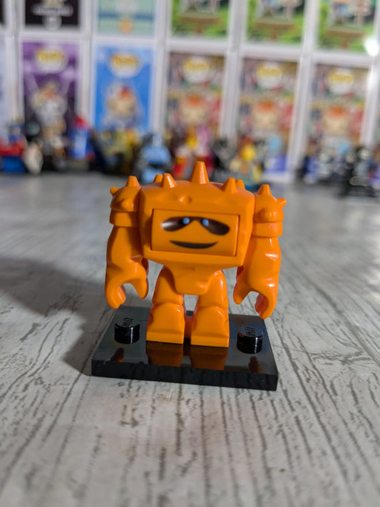 LEGO Minifigures : Chunk