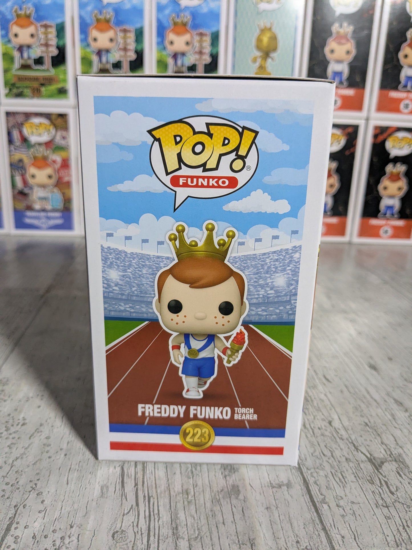 Funko pop #223 - Freddy Funko Torch Bearer