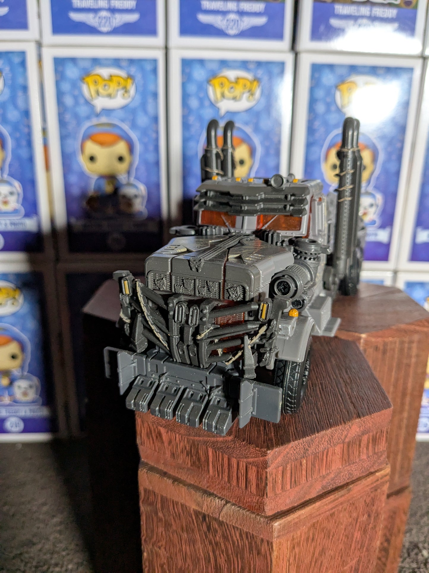 Studio Series 101 : Scourge