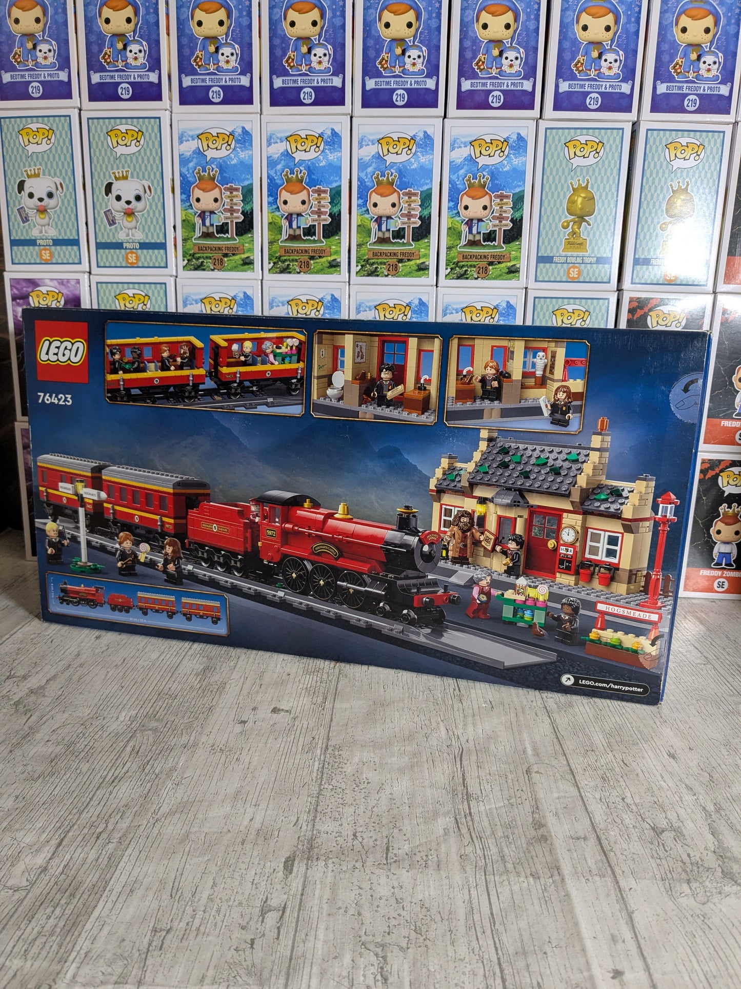 LEGO 76423 : Hogwarts Express & Hogsmeade Station
