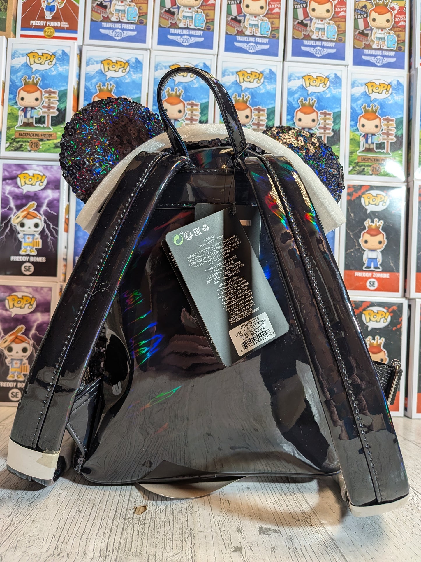 Loungefly Disney – Minnie Mouse Mini-Rucksack, schwarz, holografisch 🎀