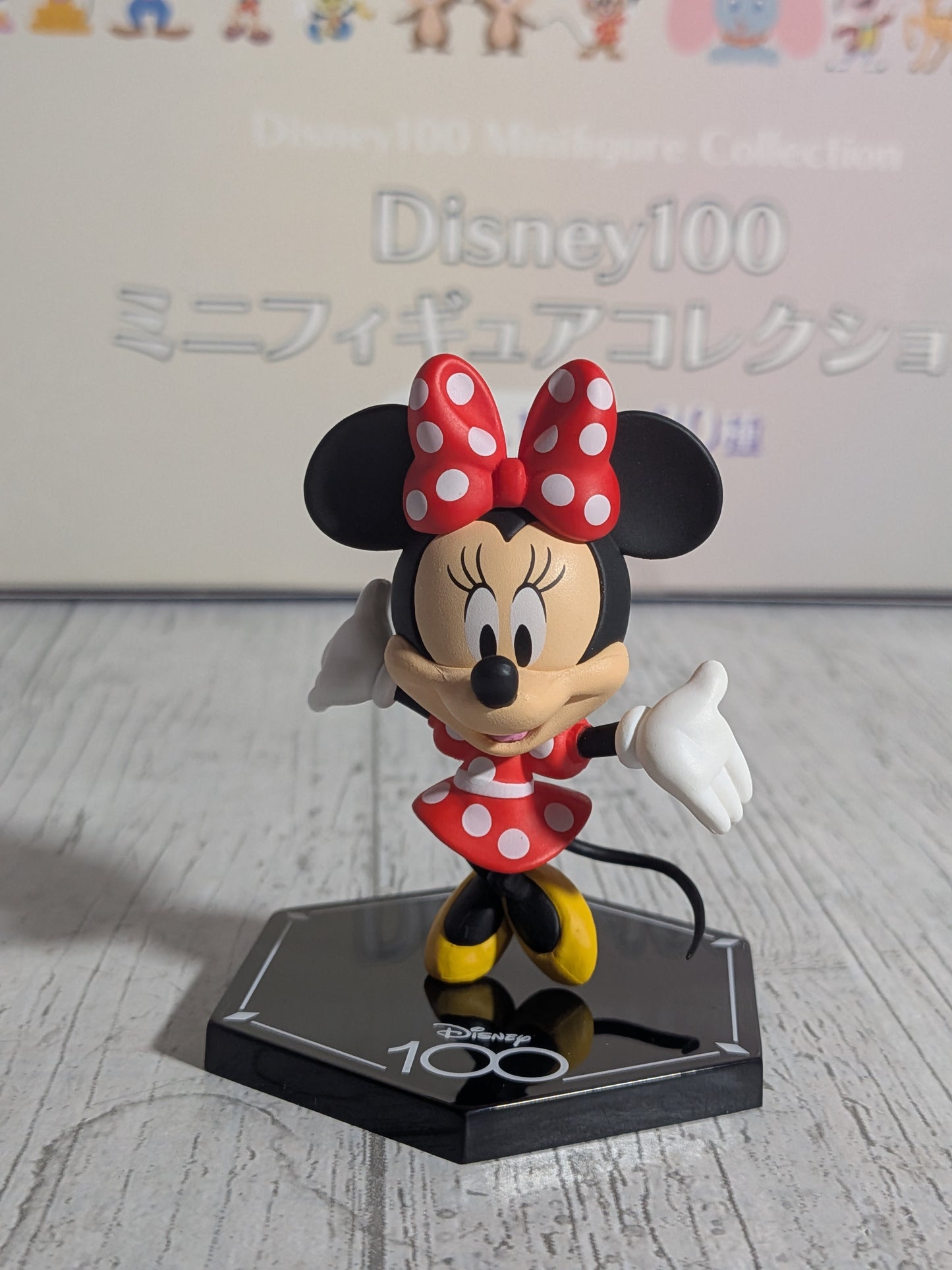 eStream Disney 100 Mini Figure Collection Vol.1 - Minnie Mouse