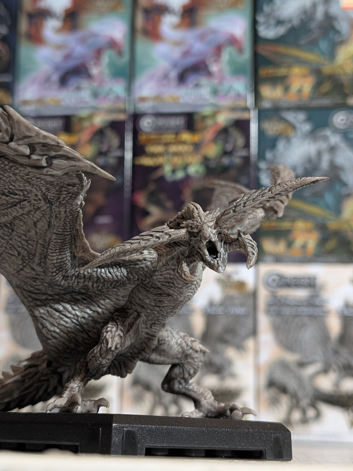 Capcom Figure Builder - CFB Vol. 27 - Monster Hunter Wilds - Rey Dau (Stone Version) - (~11cm)